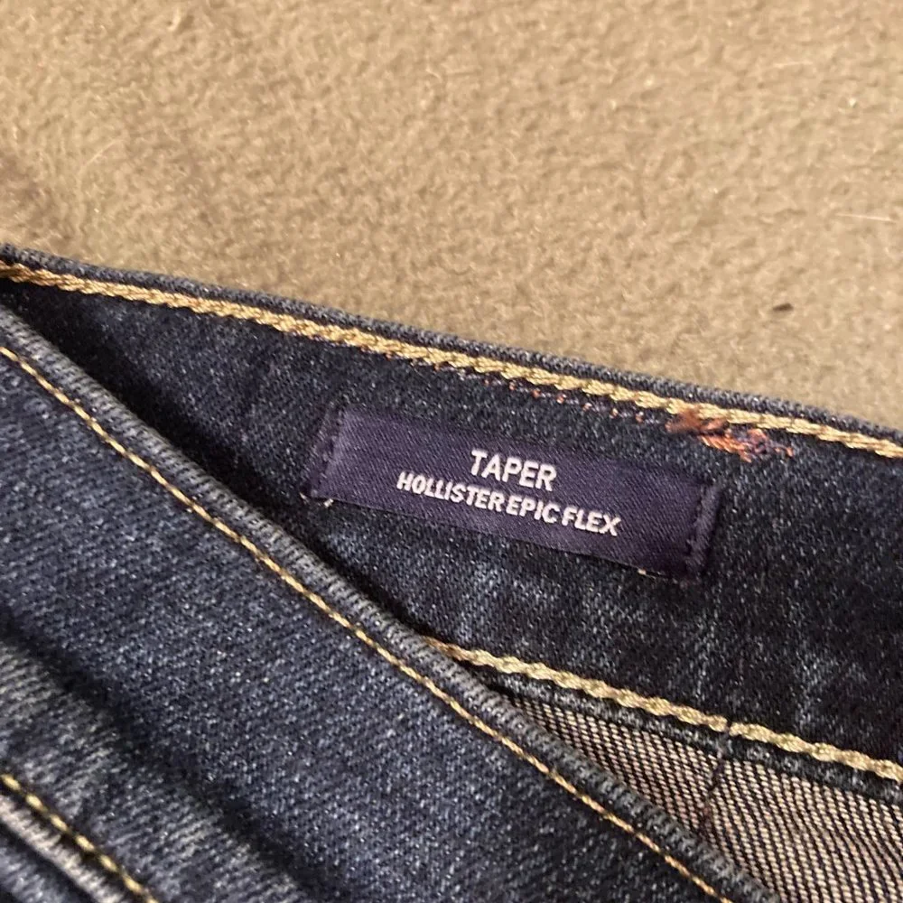 NWOT Hollister Taper Epic Flex Men's Denim Jeans 28 x 30 (#16)